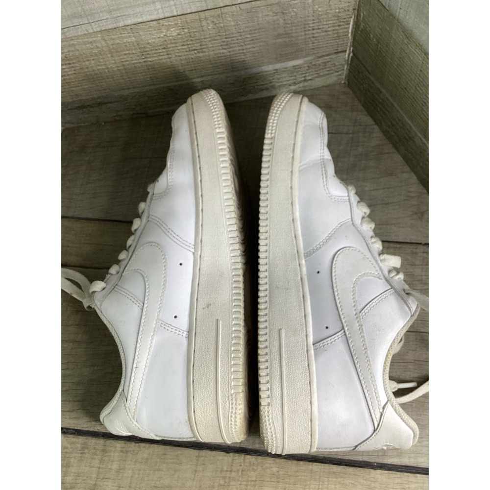 Nike Air Force 1 07 Low Triple White Womens Sneakers DD8959-100 Size 8.5 - Picture 8 of 9